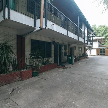 Reddoorz At Broadway Court Apartelle Quezon City Exterior foto