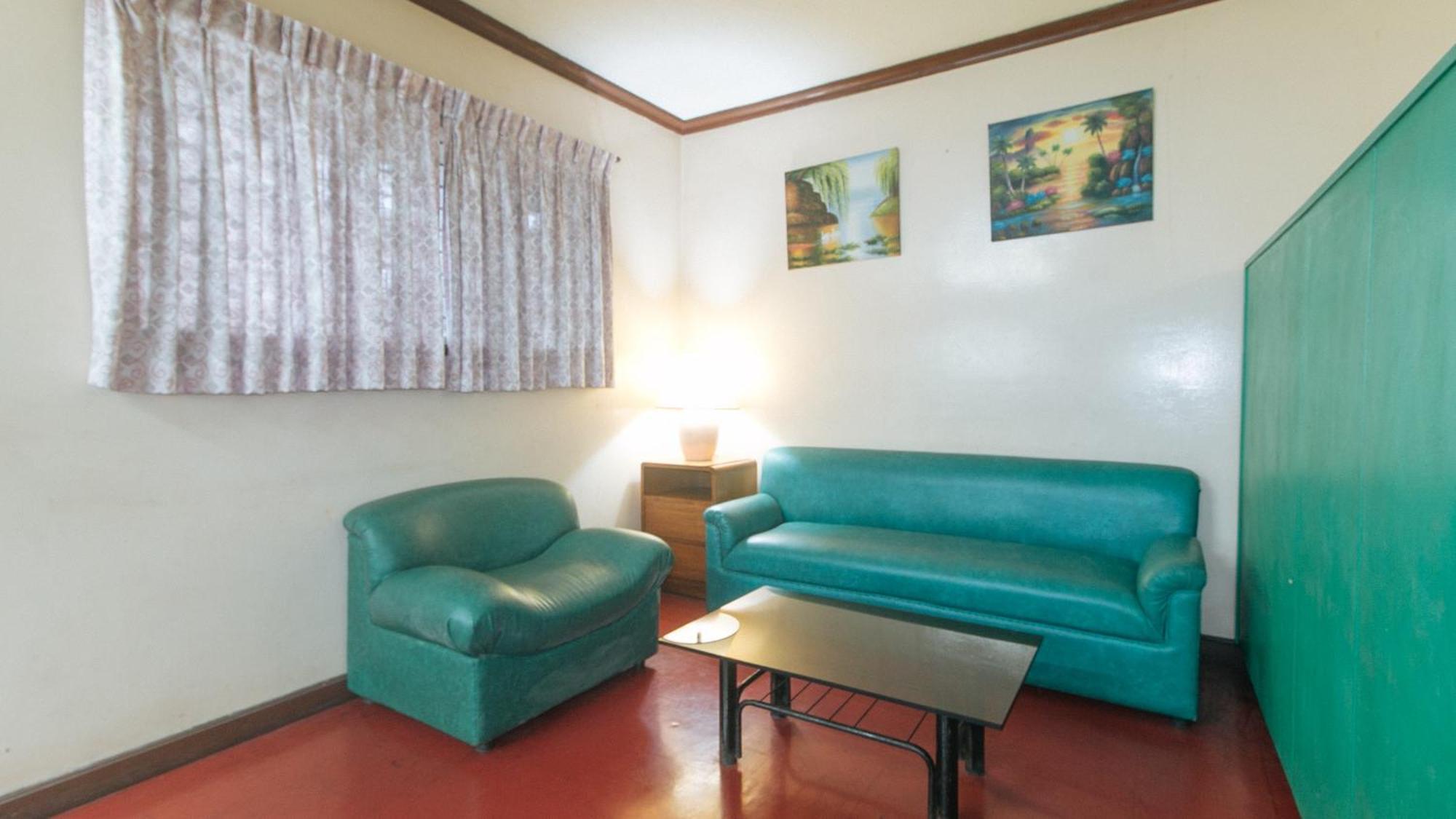 Reddoorz At Broadway Court Apartelle Quezon City Exterior foto