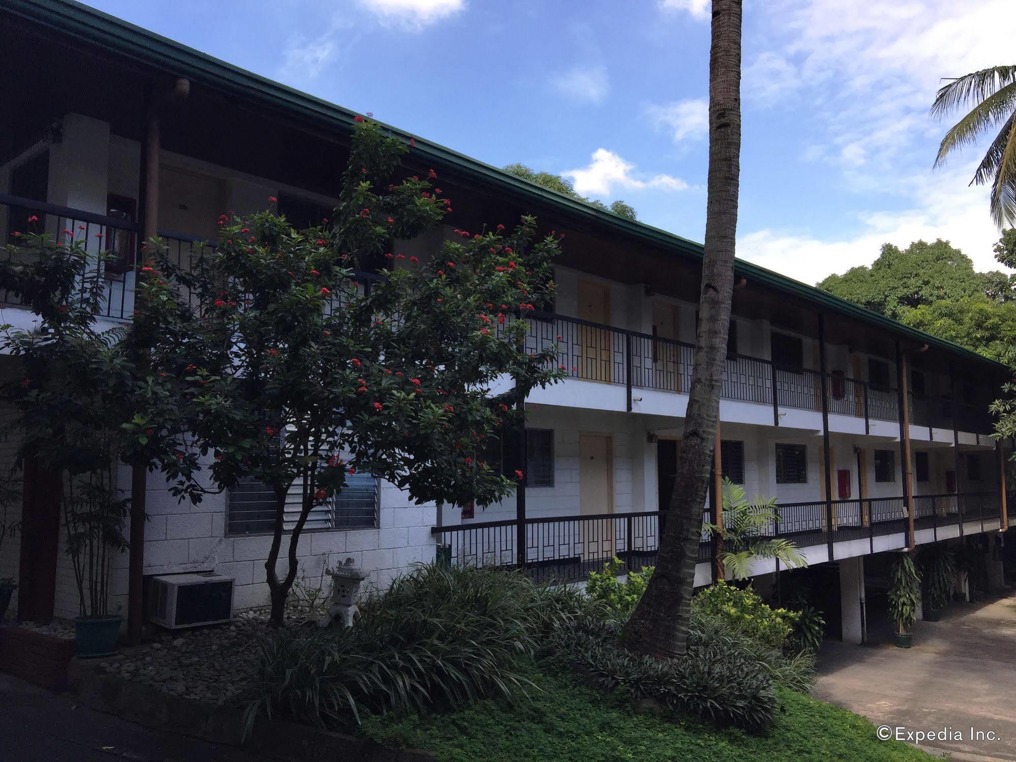 Reddoorz At Broadway Court Apartelle Quezon City Exterior foto